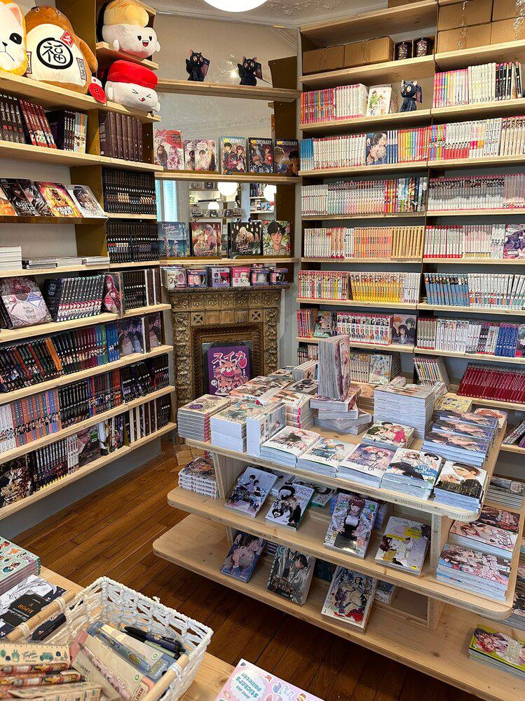 Rayons manga de la boutique de Sucy-en-Brie